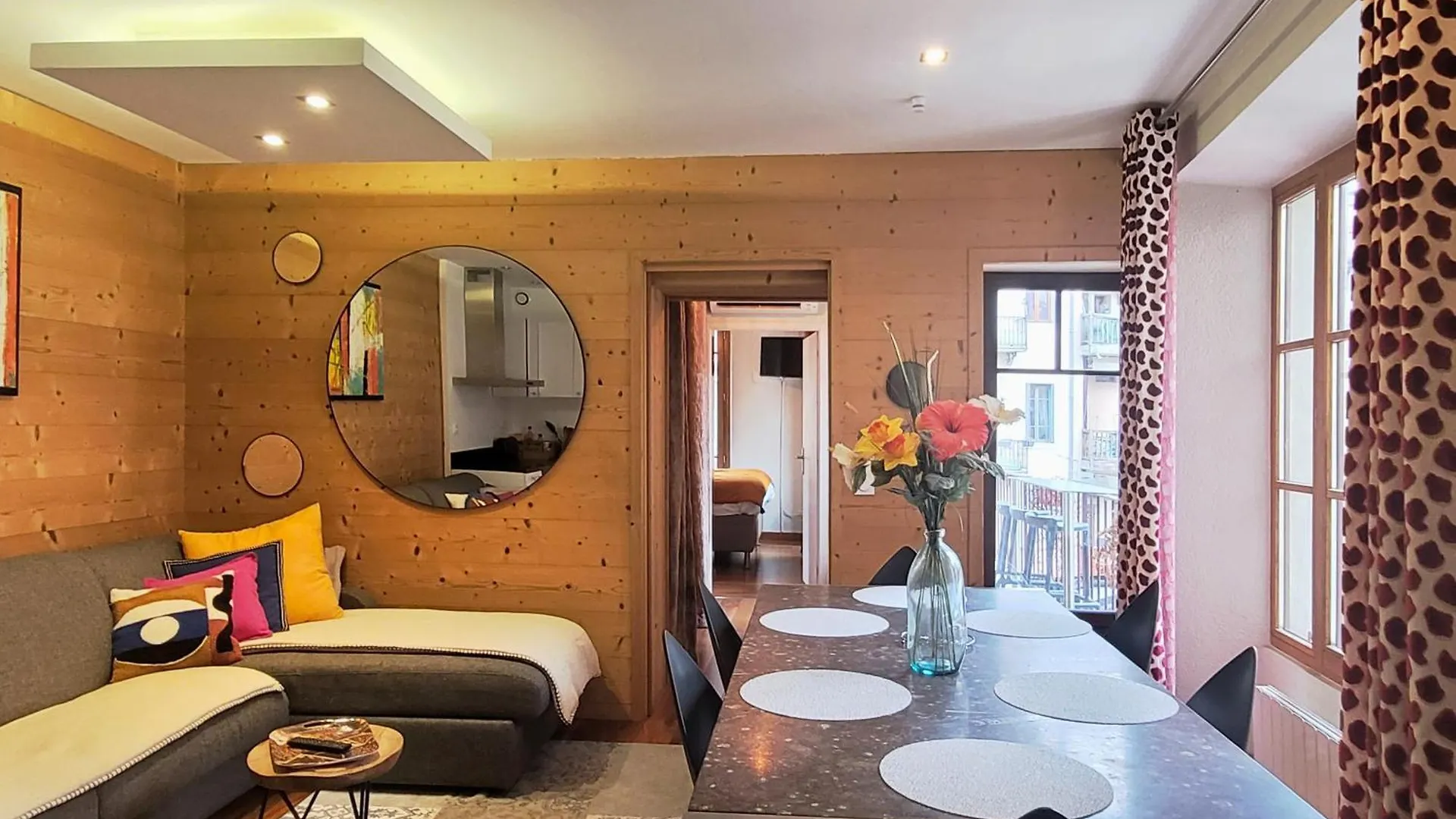L'Isle - Lofts & Lakes Certified 5-Stars Annecy Apartment